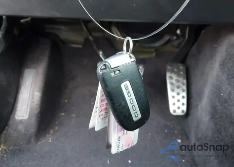 2016 Dodge Challenger R/T Scat Pack из США, поврежденный, VIN 2C3CDZFJ3GH177738